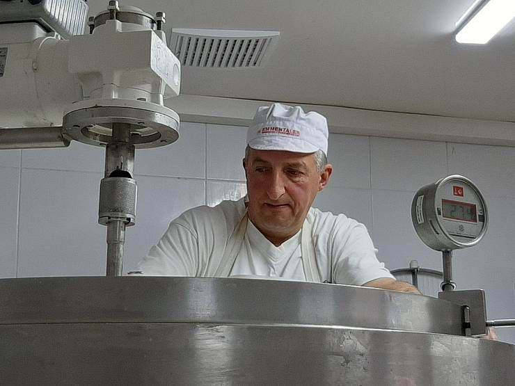 Чесники рятує сир