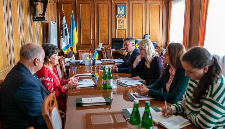 Наша діаспора сприяє популяризації України за кордоном