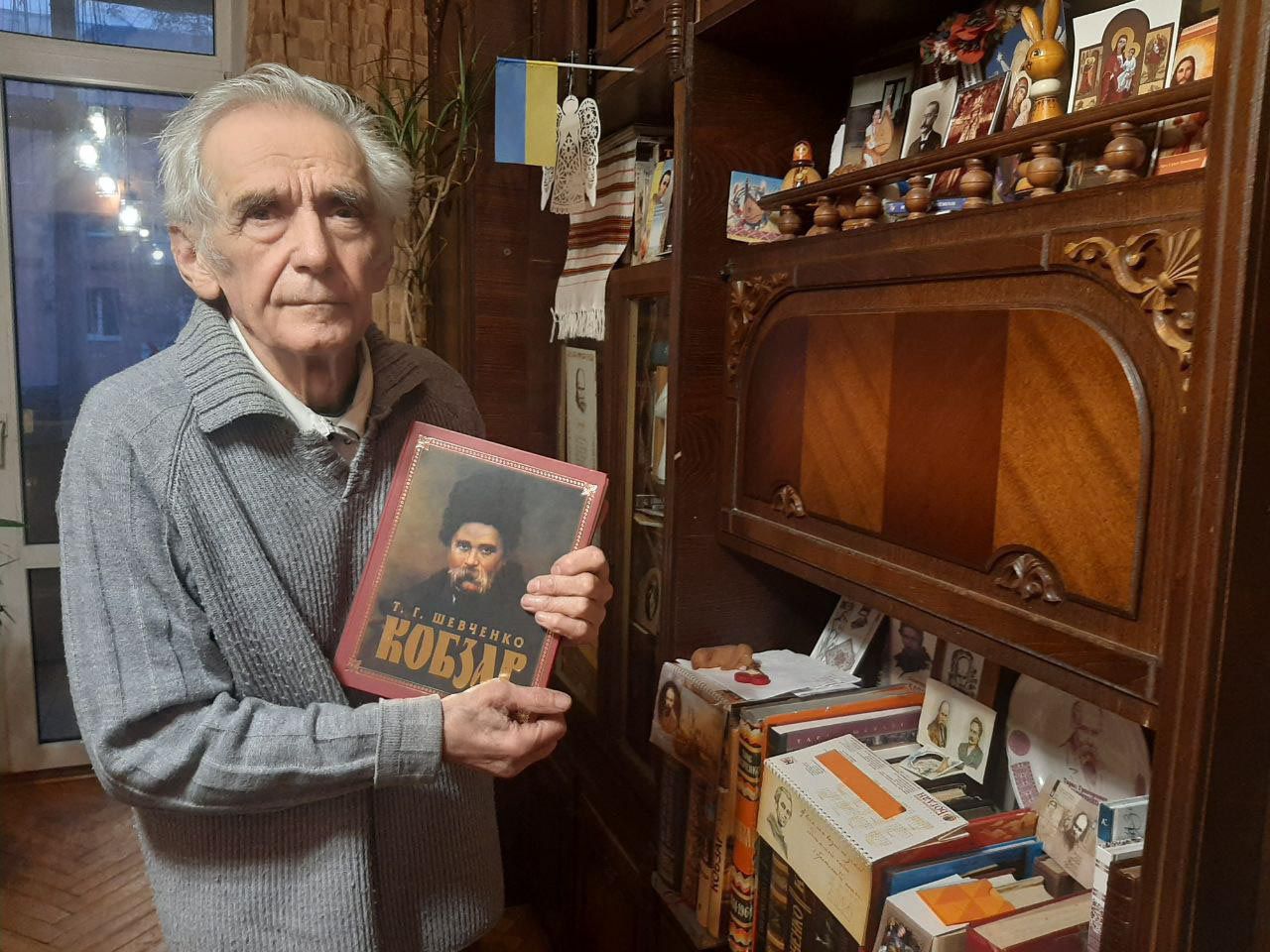 У колекції - 101 «Кобзар»