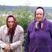 Корови купаються, як у маслі, а людям жити важко